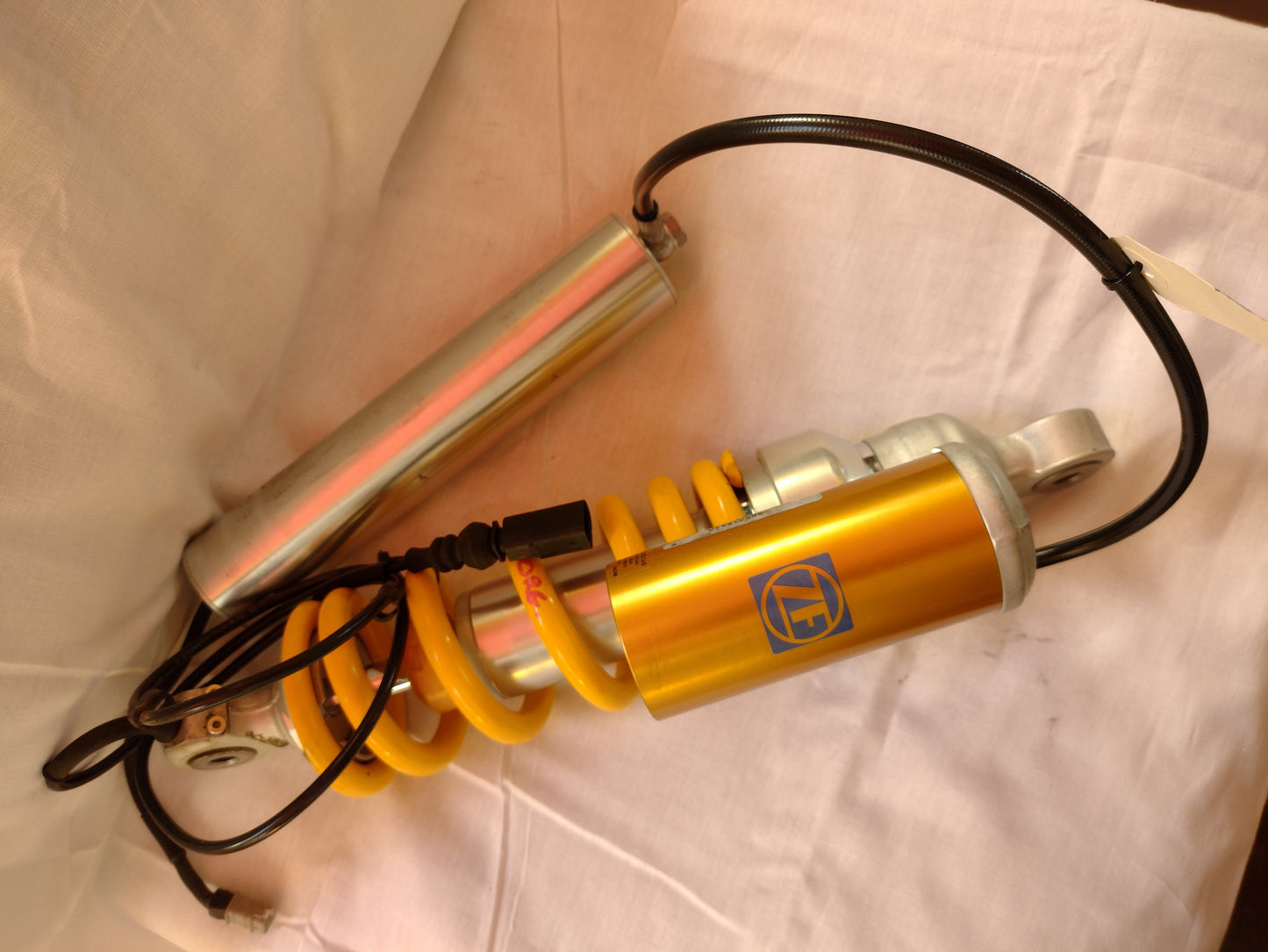 Rear shock absorber 36521583A