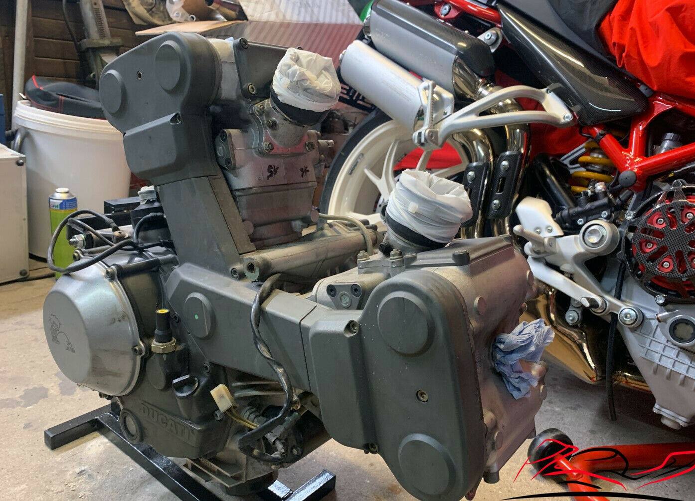 Ducati 748 Motor