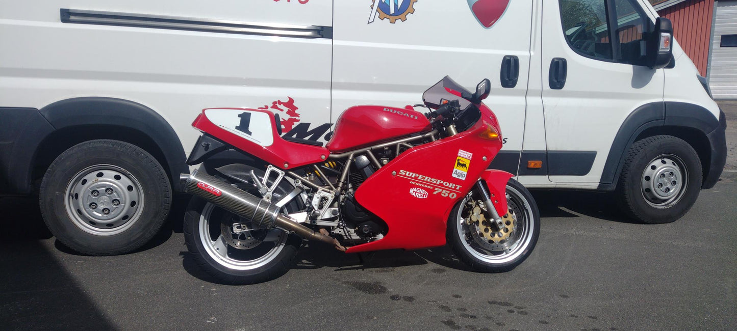 Ducati 750 SuperSport