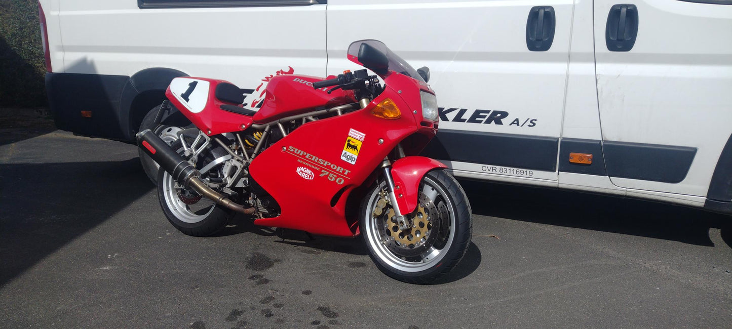 Ducati 750 SuperSport
