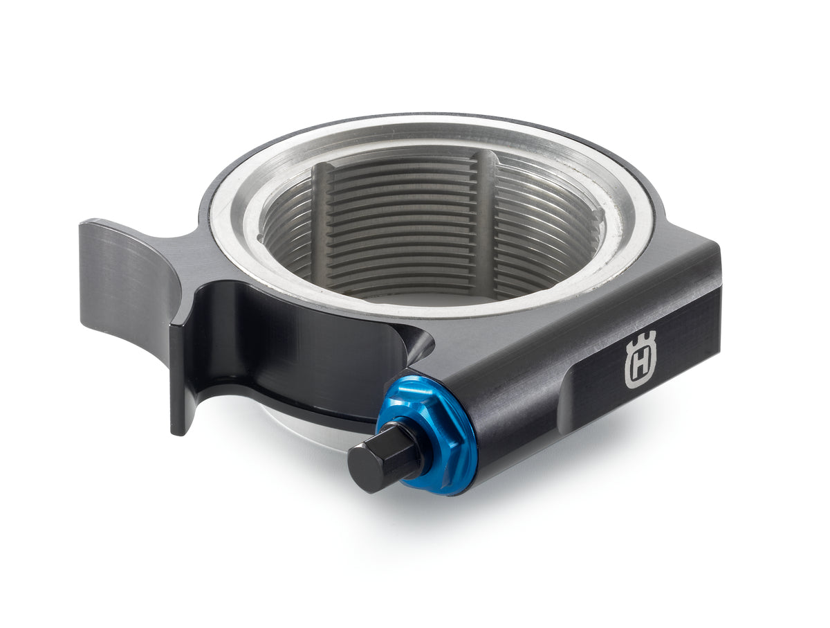 Preload adjuster