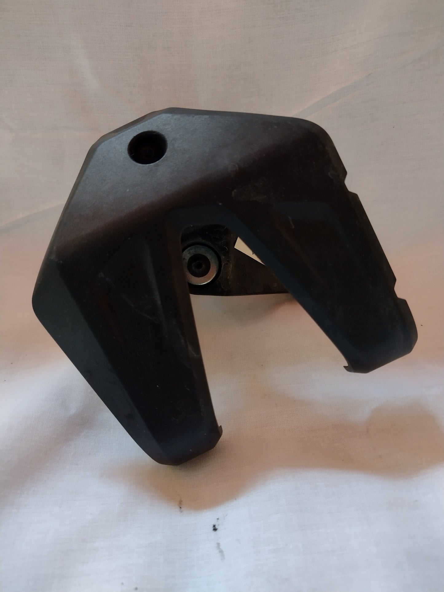 Cover, Bracket, 8291G171A, 24715781A