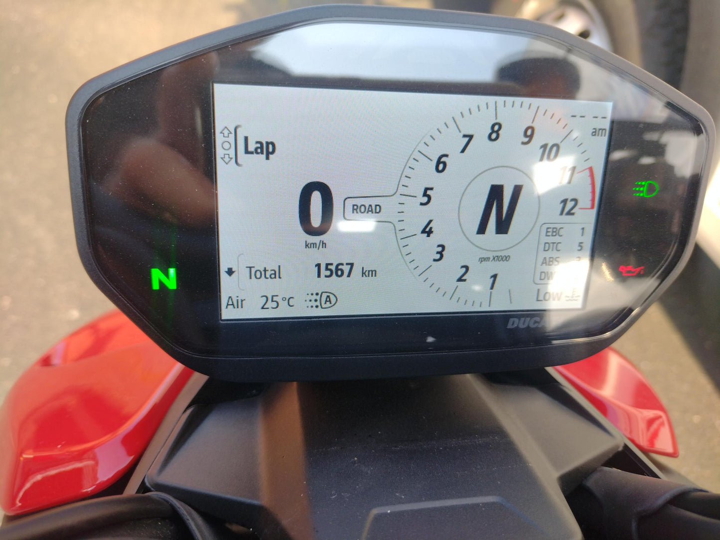 Ducati Streetfighter V2