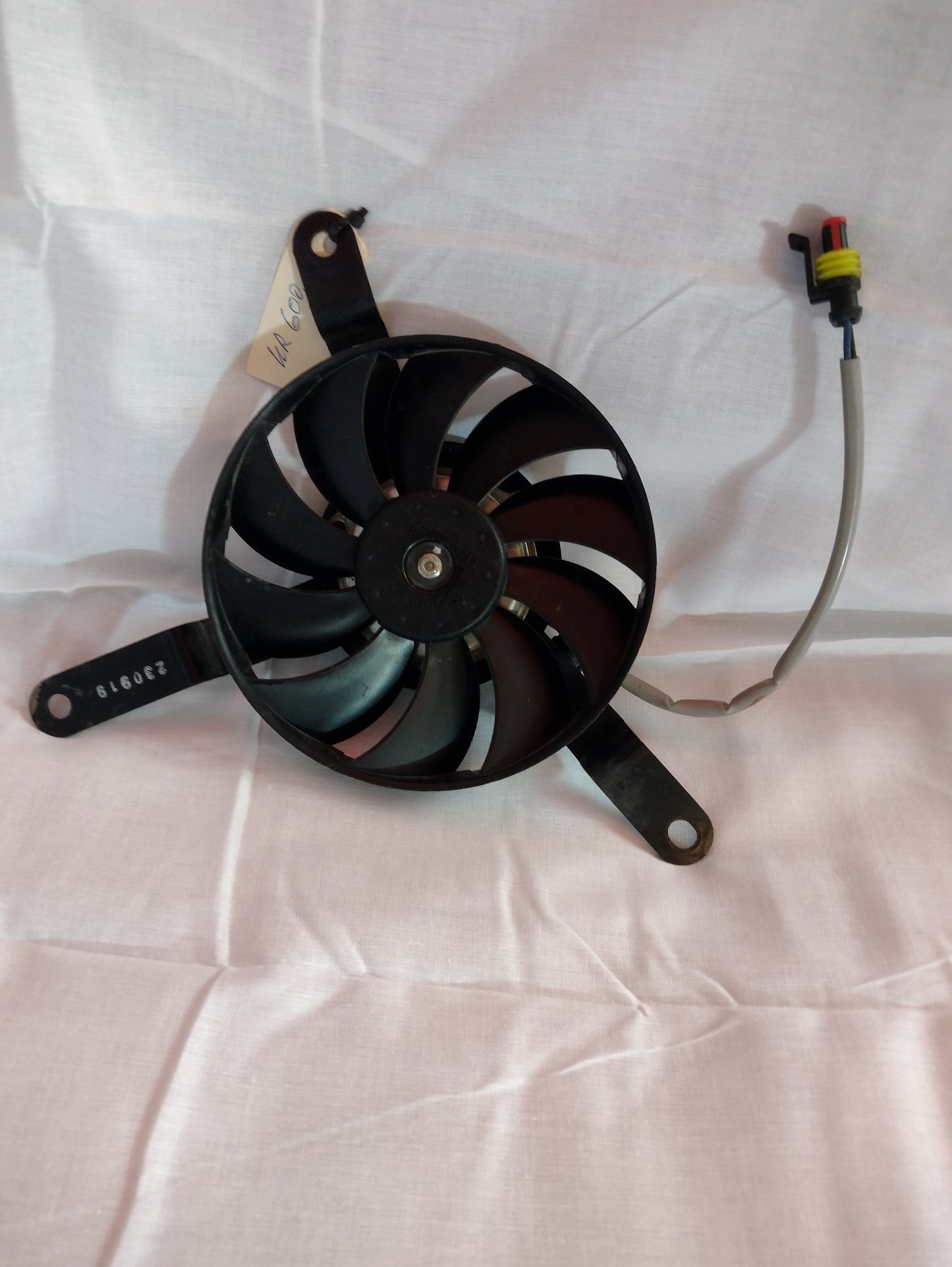 Electric fan left