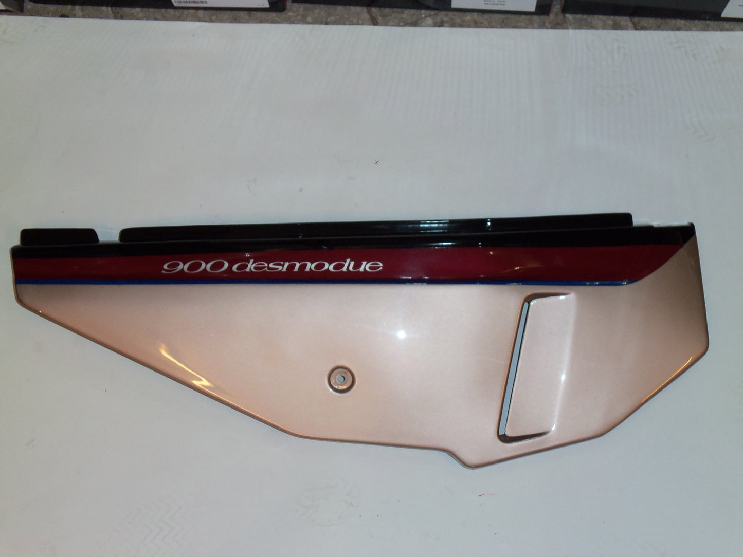 H. sidepanel Cagiva 900 Elefant