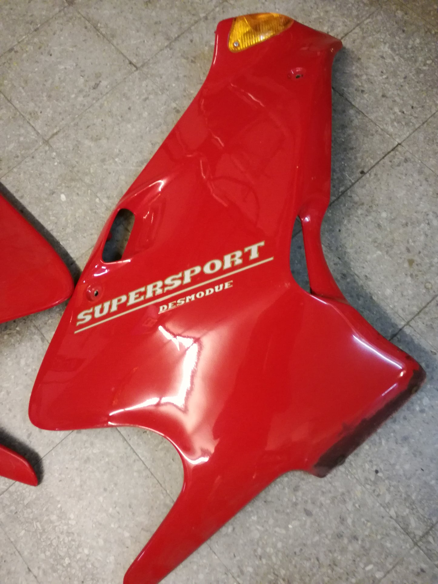 Supersport 900