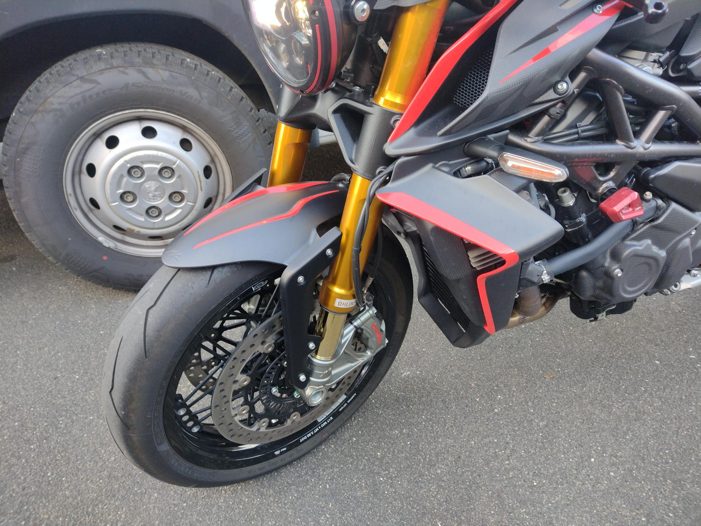 MV Agusta Rush 1000