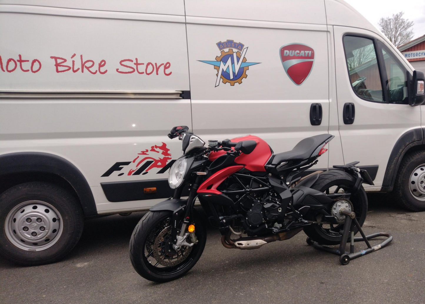 MV Agusta Dragster Rosso