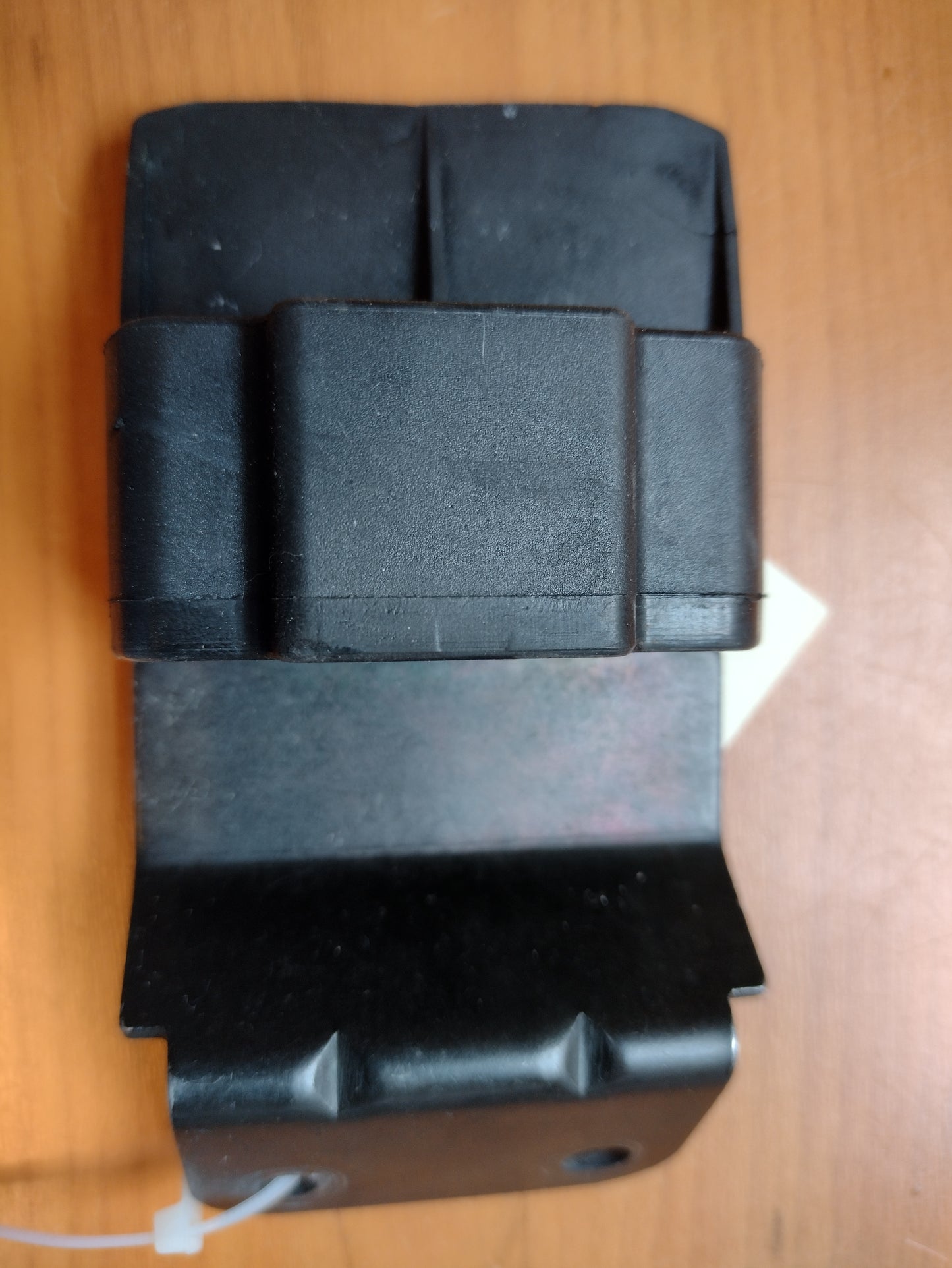Rubber pad + bracket