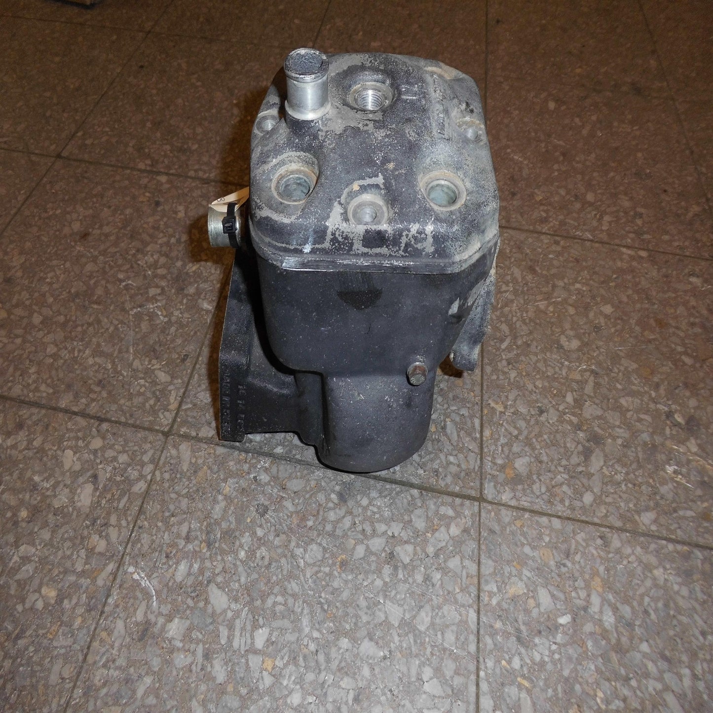 Cylinder m. Topstykke