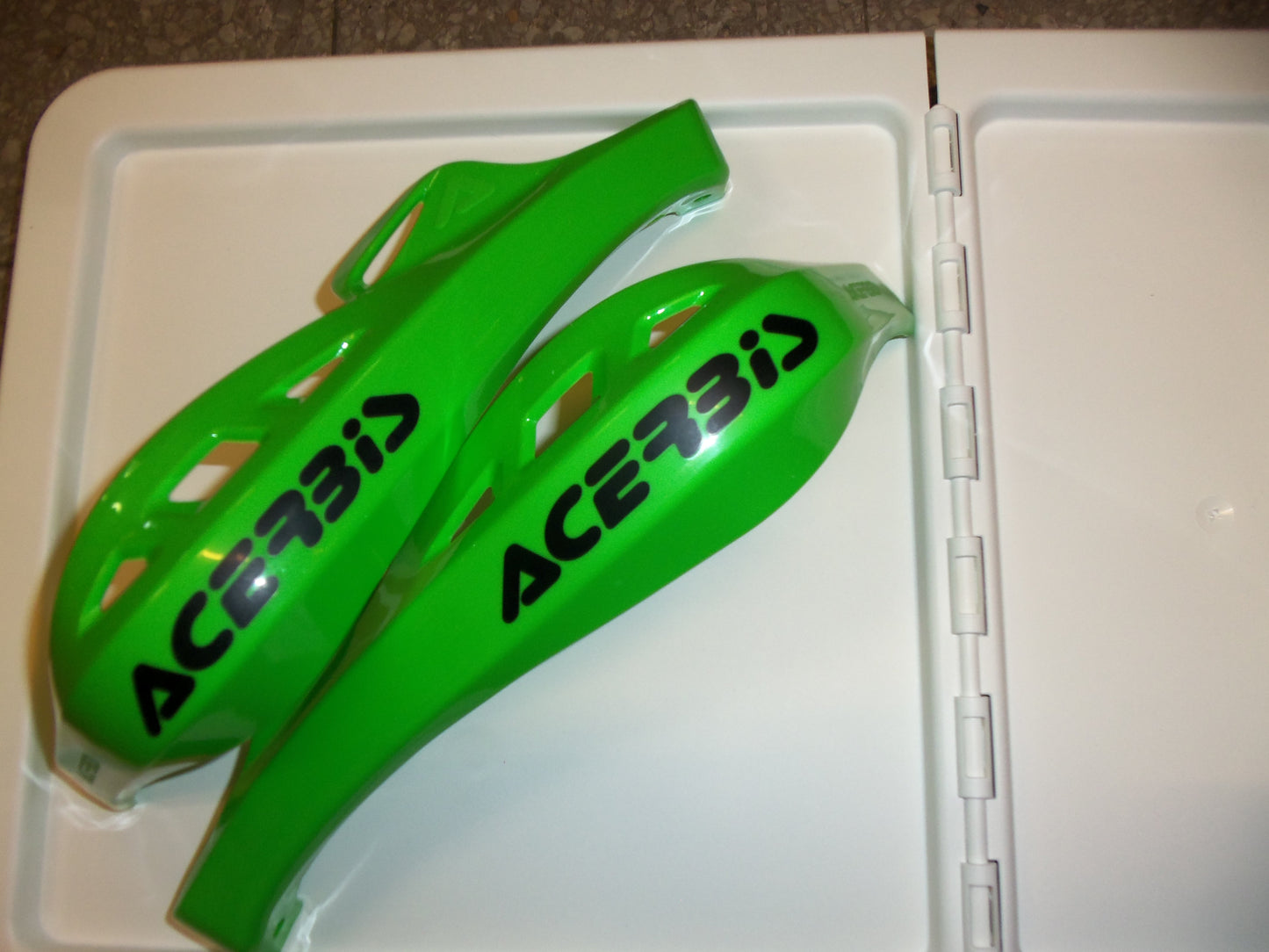 Acerbis handguard