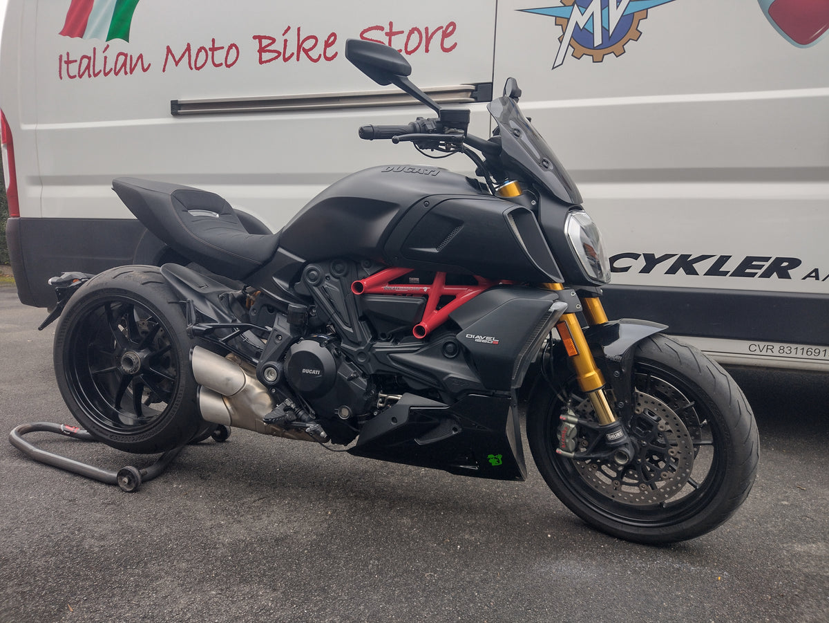Ducati Diavel 1260s Dark Stealth