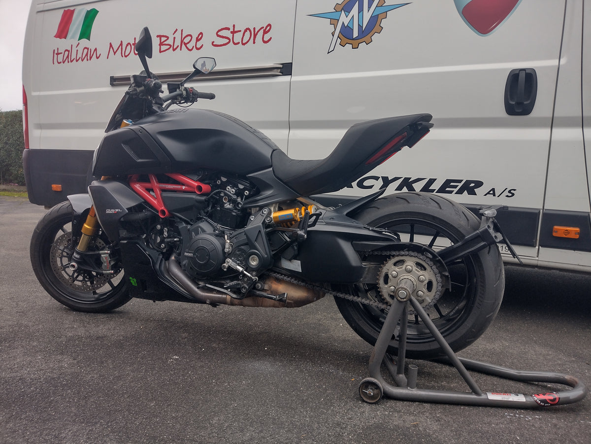 Ducati Diavel 1260s Dark Stealth