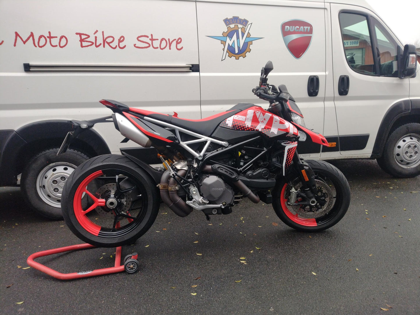 Ducati Hypermotard 950 RVE