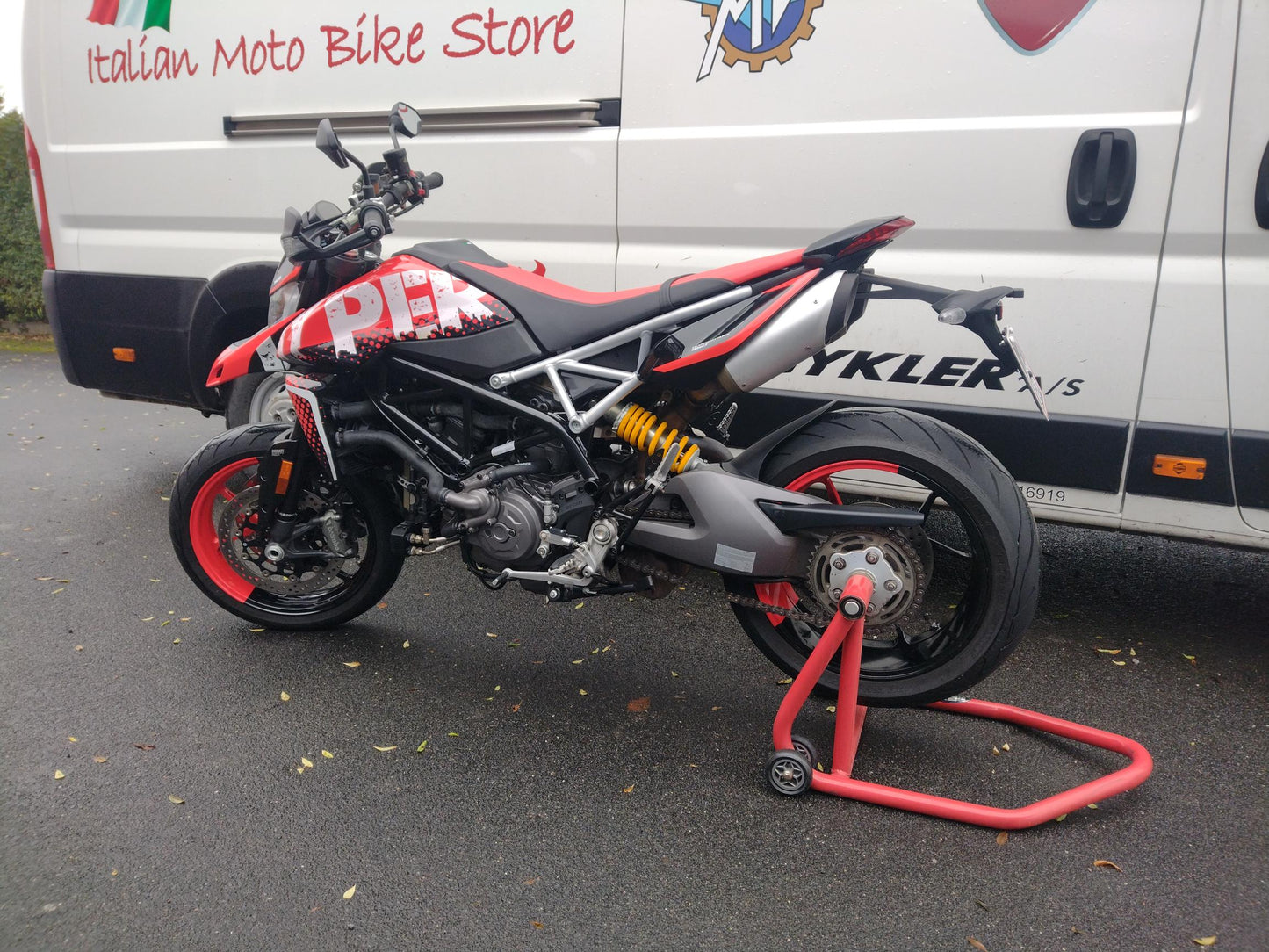 Ducati Hypermotard 950 RVE