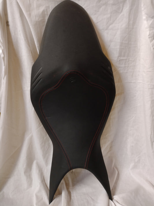 Low seat Supersport 950