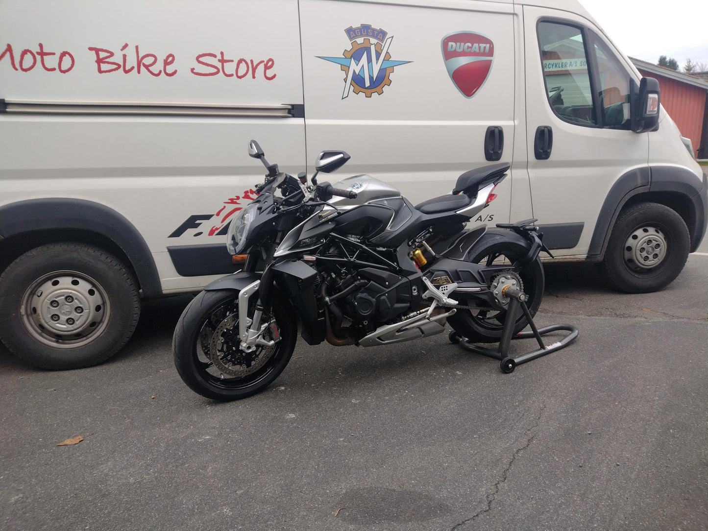 MV Agusta Brutale 1000 RS  JUBILÆUMSPRIS: 250.000,-