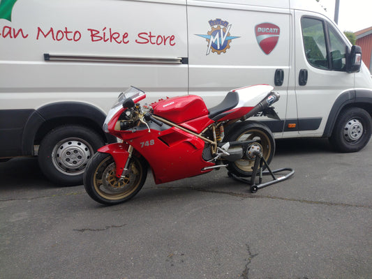 Ducati 748 Monoposto/Biposto