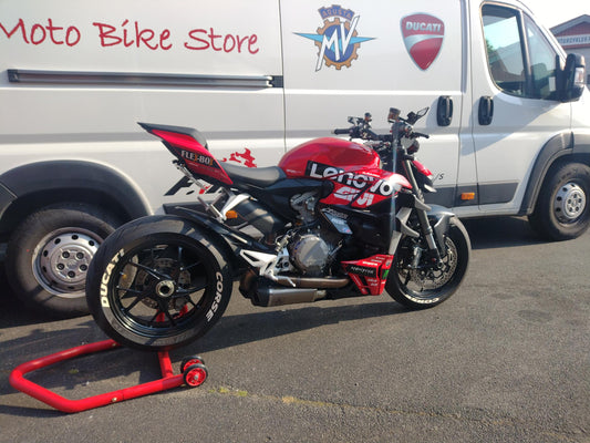 Ducati Streetfighter V2