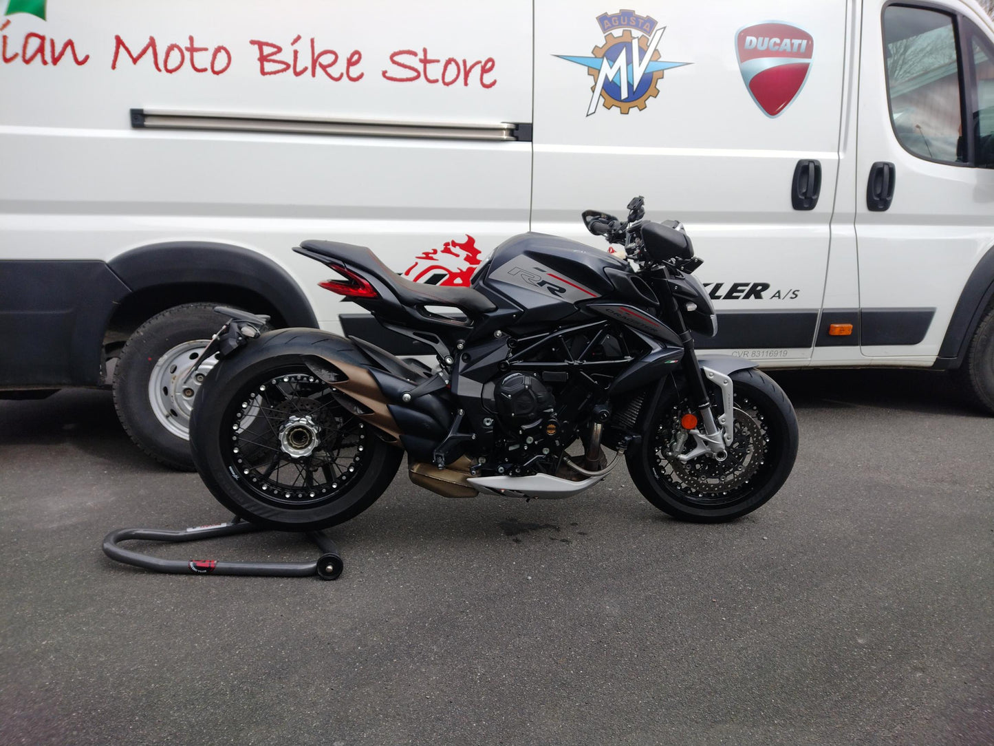 Mv Agusta Dragster 800 RR SCS