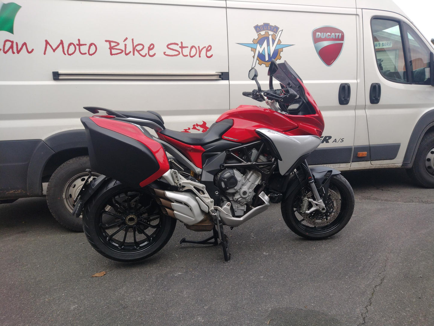 MV Agusta Turismo Veloce 800  JUBILÆUMSPRIS: 89.000,-