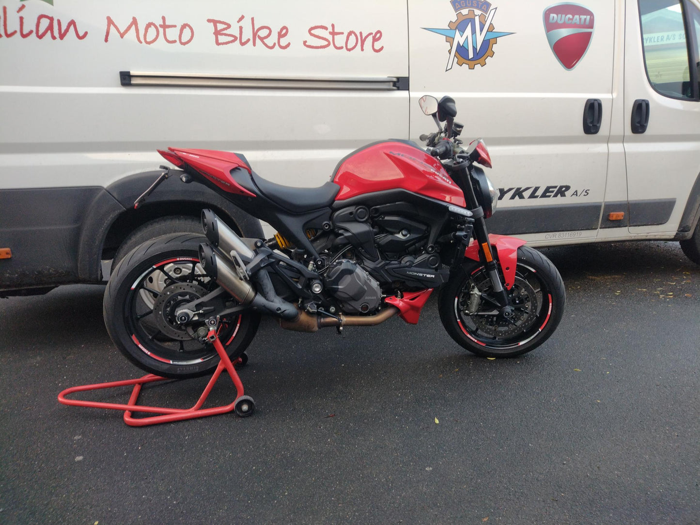 Ducati Monster