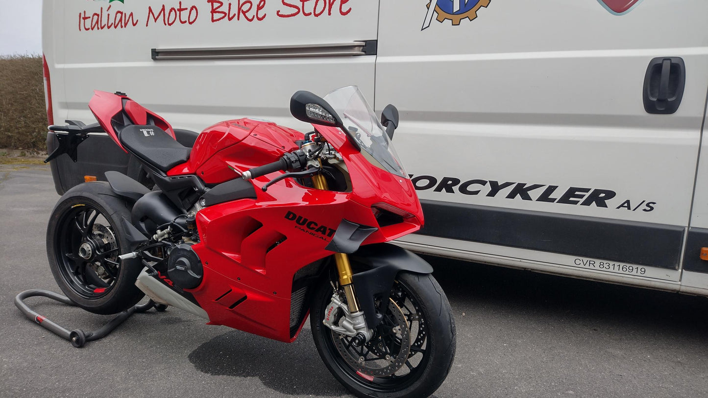 Panigale V4S