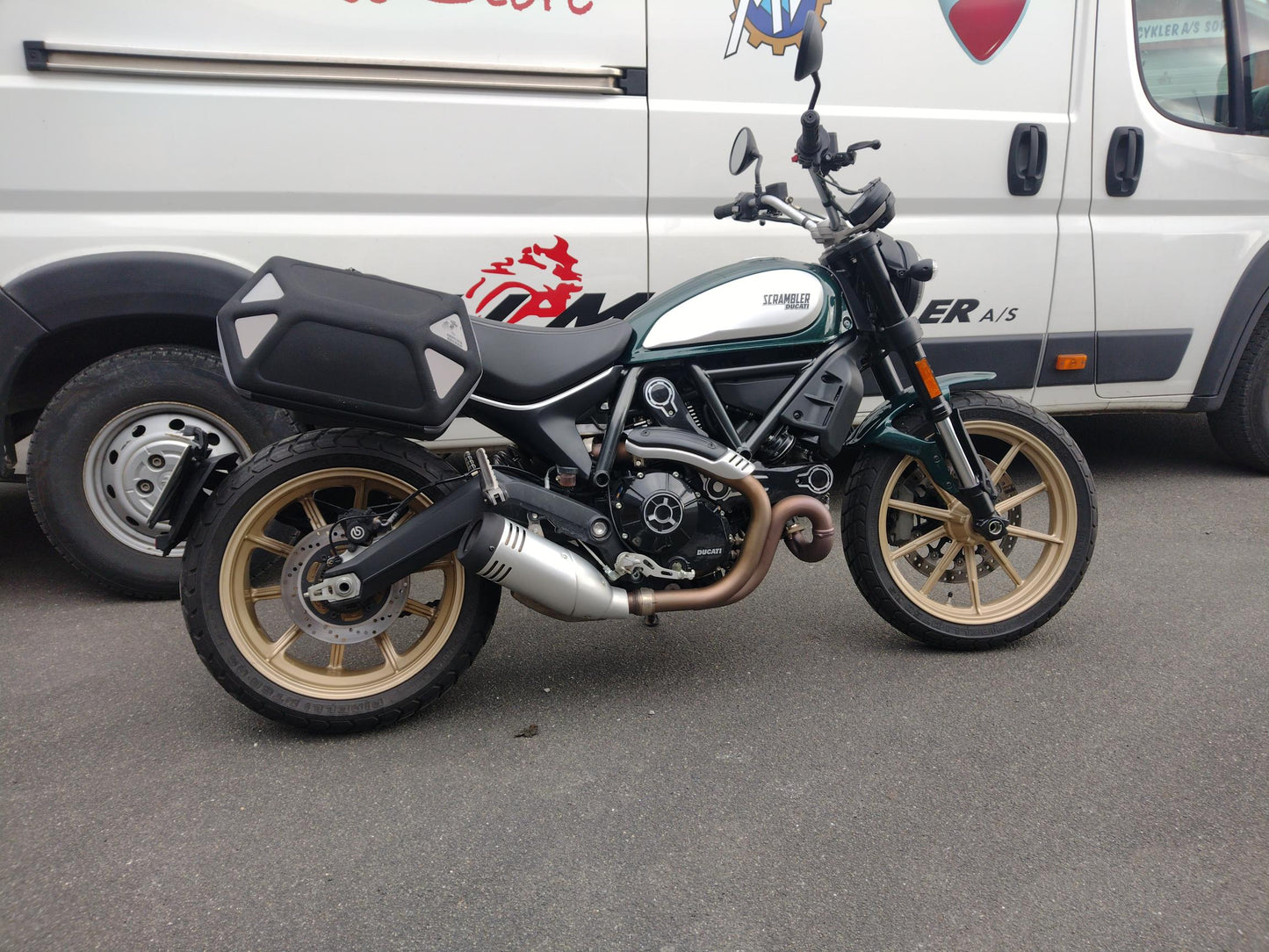 Scrambler Icon